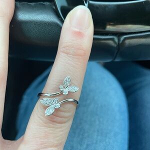 Elegant Silver Butterfly Ring